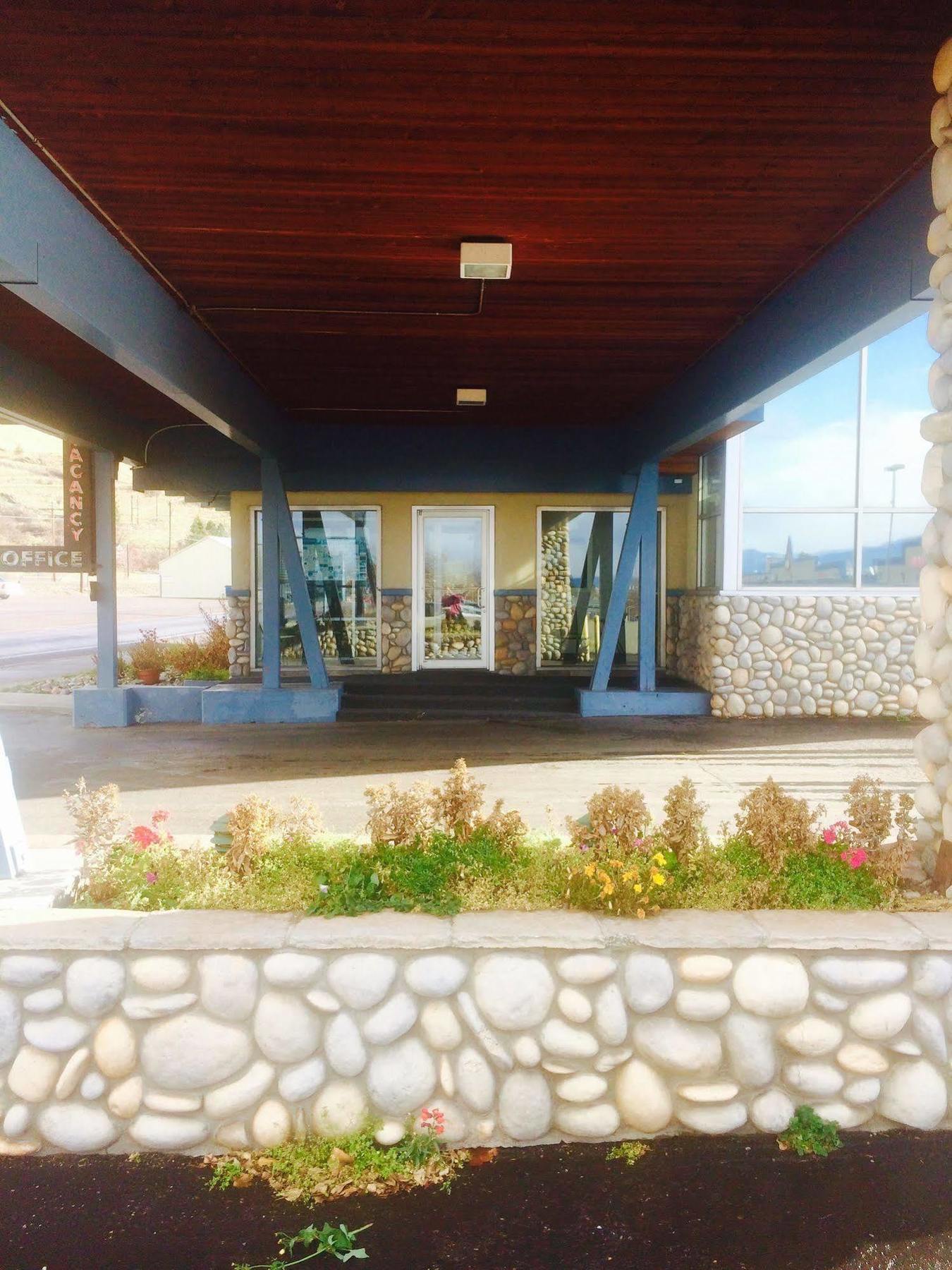 Thunderbird Motel Missoula Exterior photo